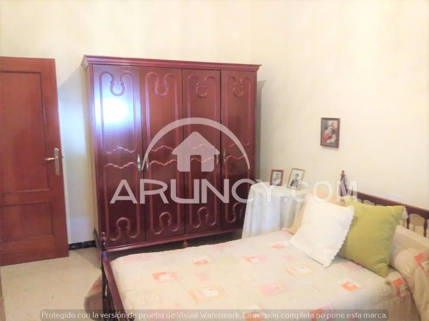 Habitación de Casa adosada en venta en Alcalá de Guadaira con Aire acondicionado y Terraza
