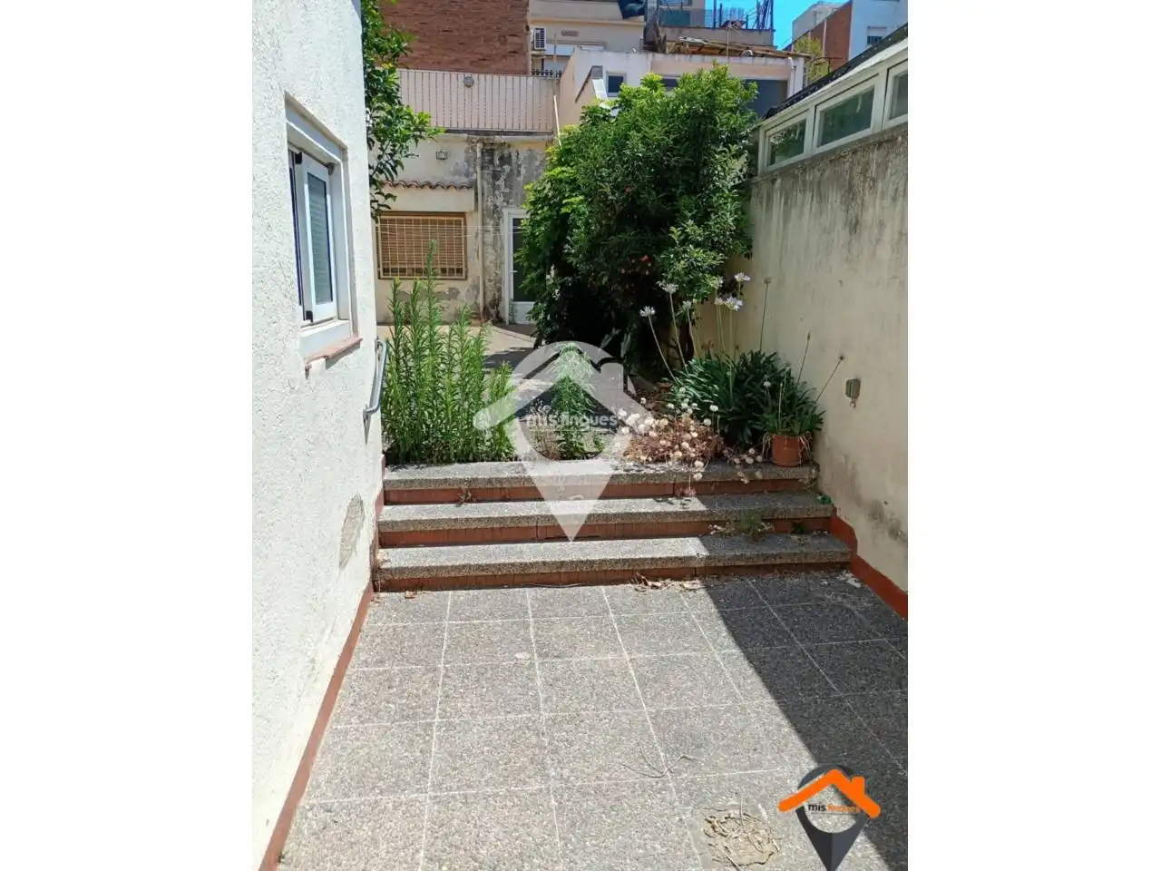 Casa amb jardí en venda a Calle Cerdanyola, imagen 4