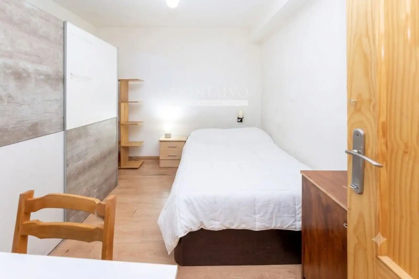 Bedroom of Flat for sale in Granada  with Heating