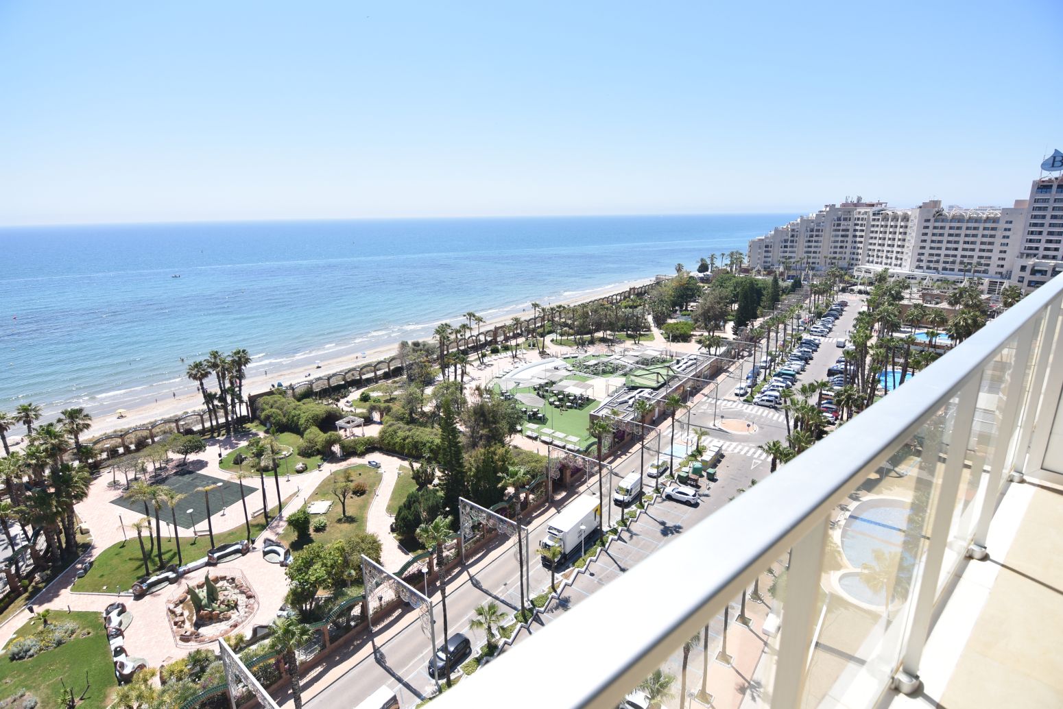 Exterior view of Flat for sale in Oropesa del Mar / Orpesa  with Air Conditioner, Heating and Private garden