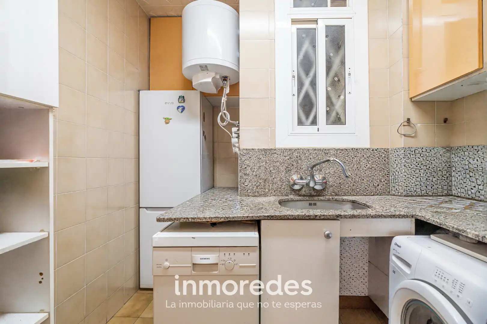 Cocina de Piso en venta en Barcelona con Aire acondicionado, Calefacción y Horno