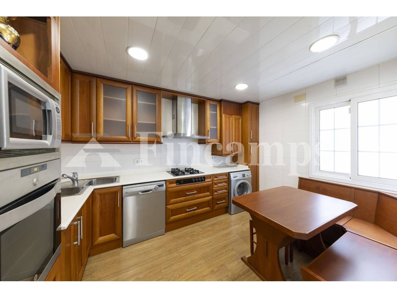 Kitchen of Flat for sale in Sabadell  with Air Conditioner, Heating and Balcony