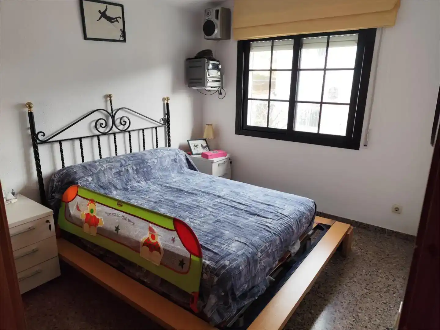 Schlafzimmer von Haus oder Chalet zum Verkauf in Sant Pere de Ribes mit Schwimmbad und Balkon