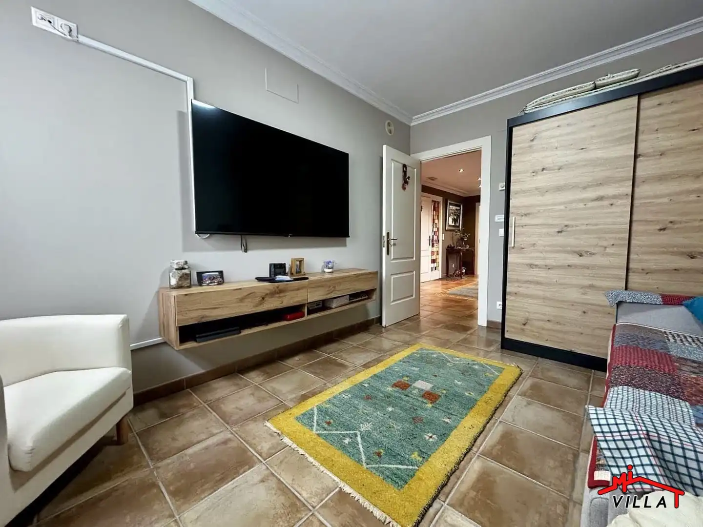 Sala de estar de Casa o chalet en venta en Bárcena de Cicero con Calefacción, Terraza y Amueblado