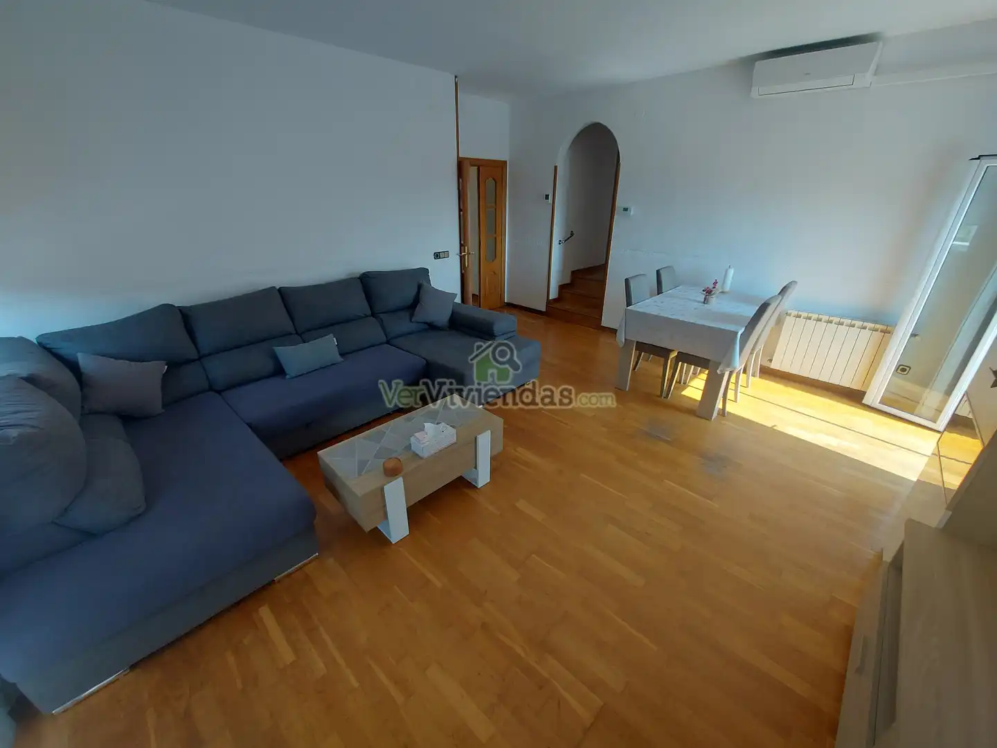 Sala d'estar de Casa o xalet en venda en Abrera amb Aire condicionat, Calefacció i Jardí privat