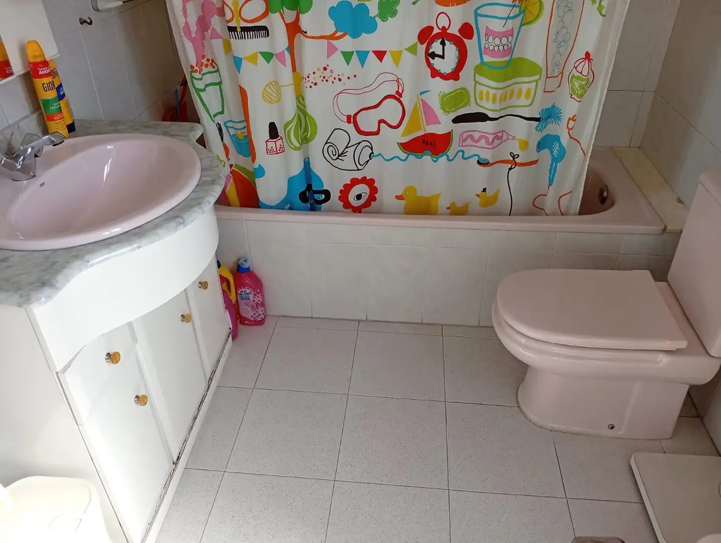 Baño de Piso en venta en Gijón  con Calefacción, Parquet y Terraza