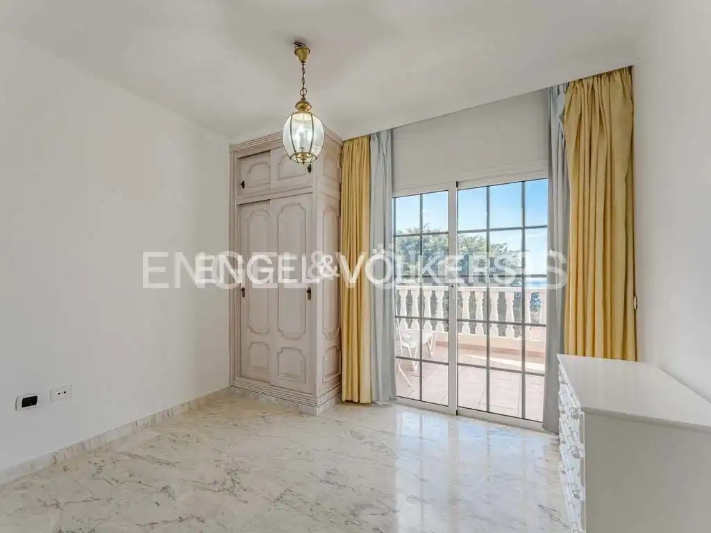 Houses for sale in Marazul - Ricasa
