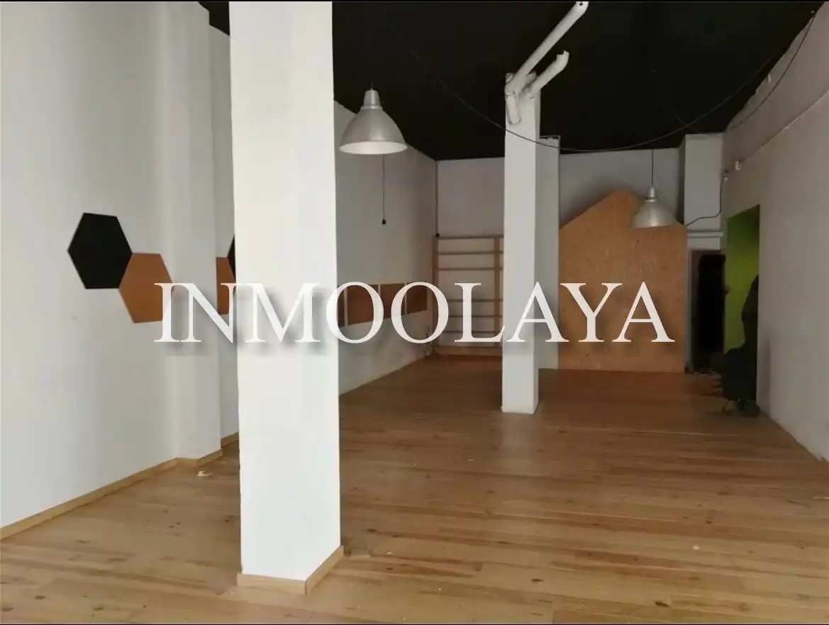 Local en venta en  Barcelona Capital con Aire acondicionado, Calefacción y Amueblado