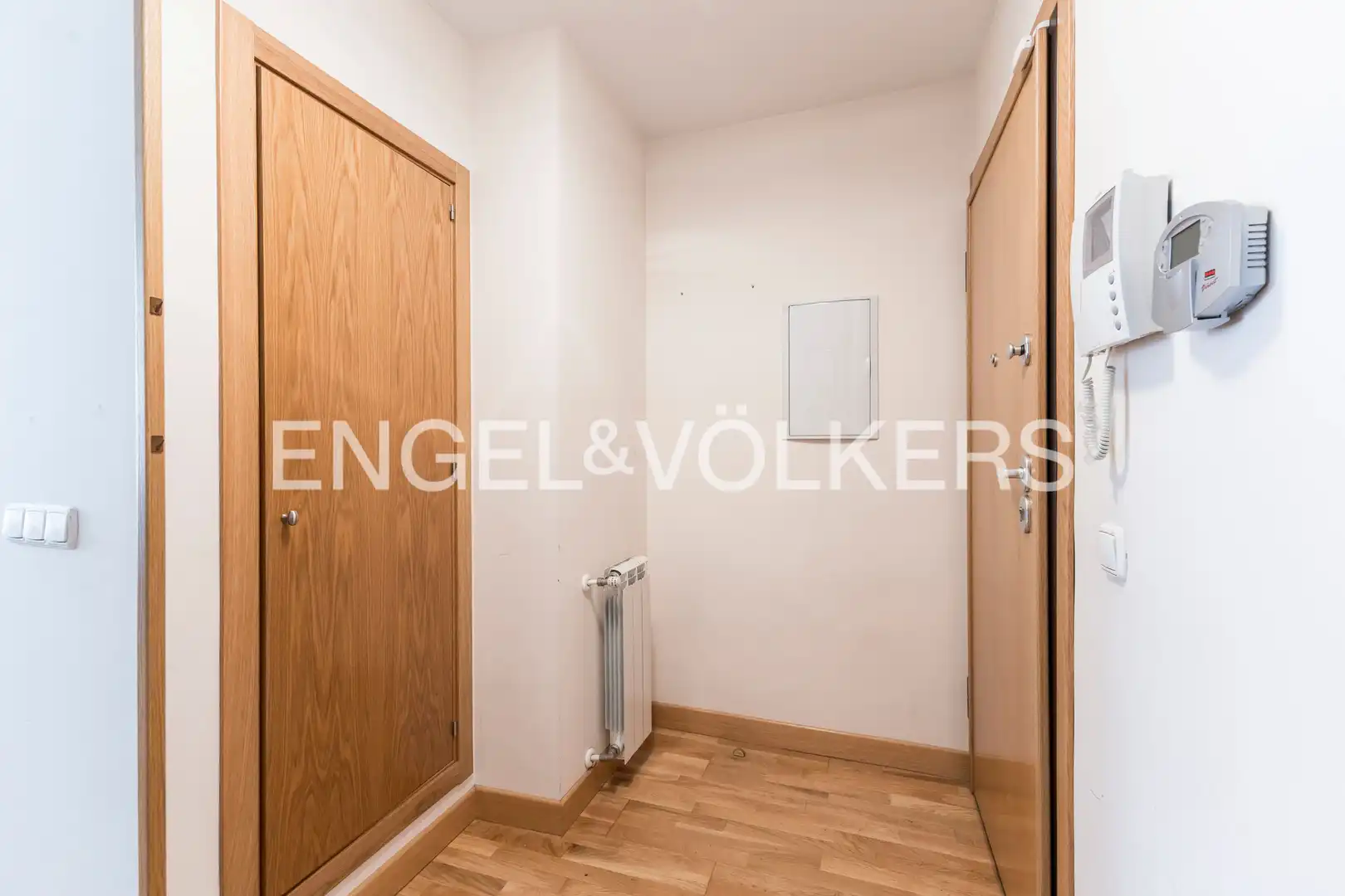 Flat for sale in Madrid  with Air Conditioner, Heating and Parquet flooring