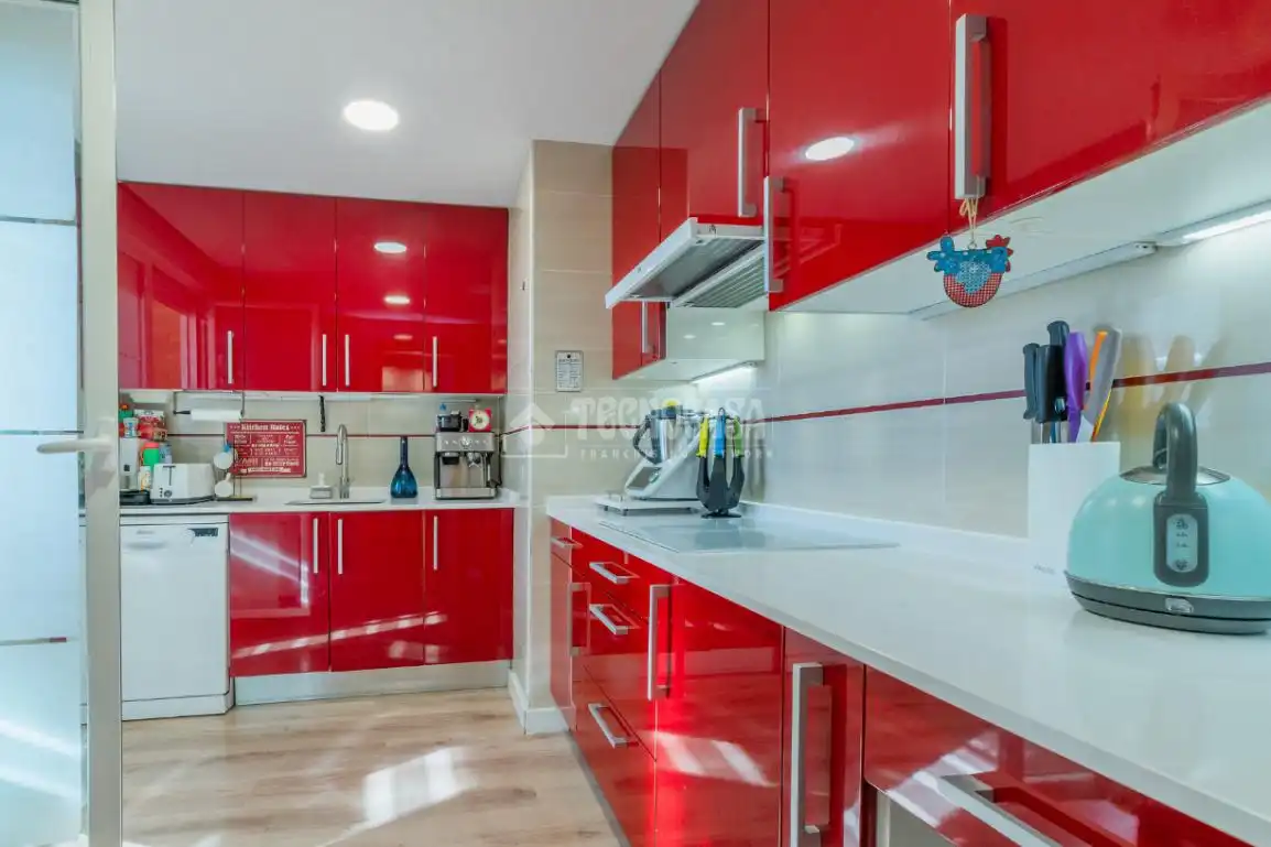 Küche von Wohnung zum Verkauf in Arroyomolinos (Madrid) mit Klimaanlage, Heizung und Terrasse
