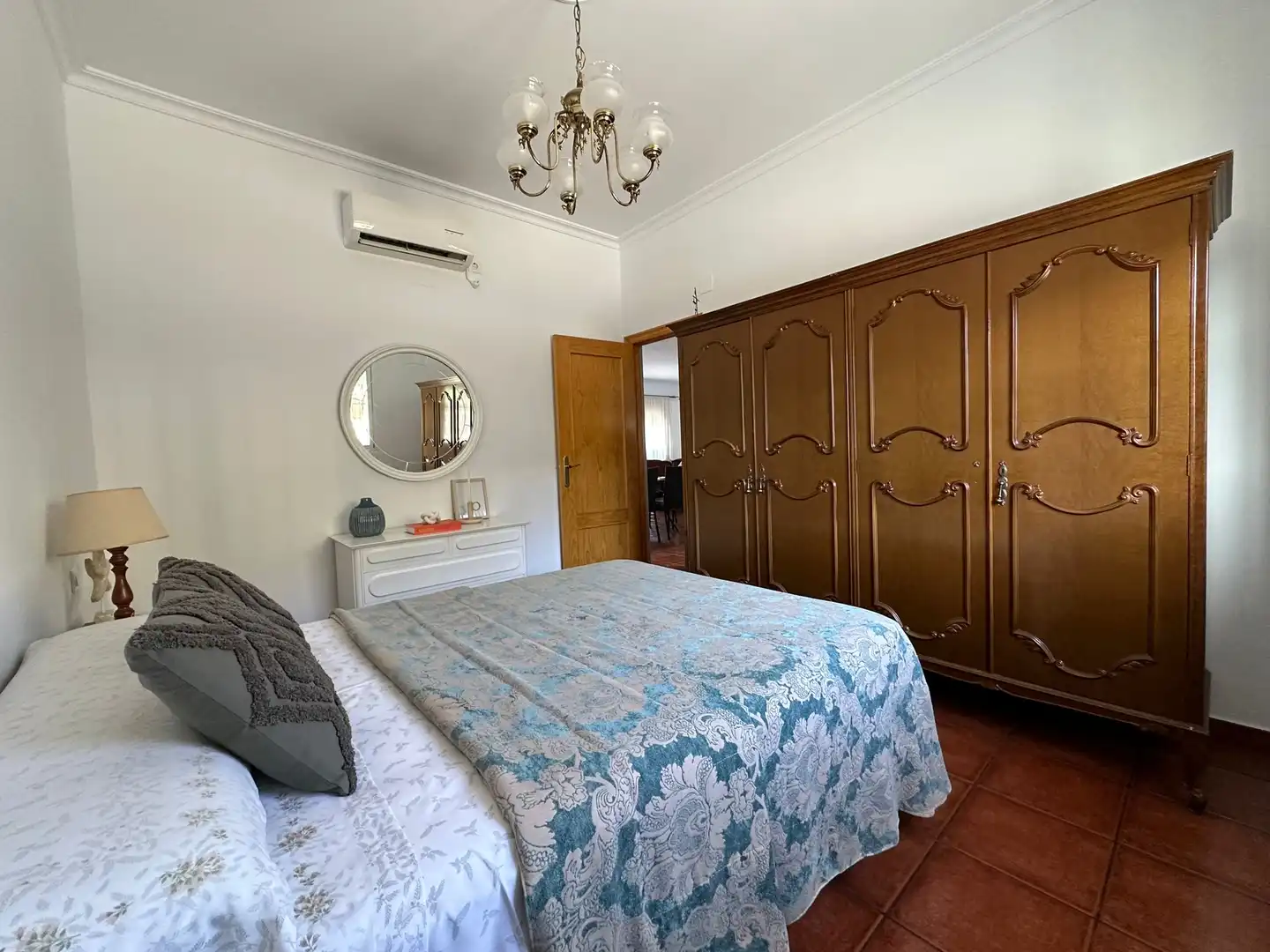 Dormitori de Casa o xalet en venda en Magacela amb Jardí privat, Terrassa i Piscina