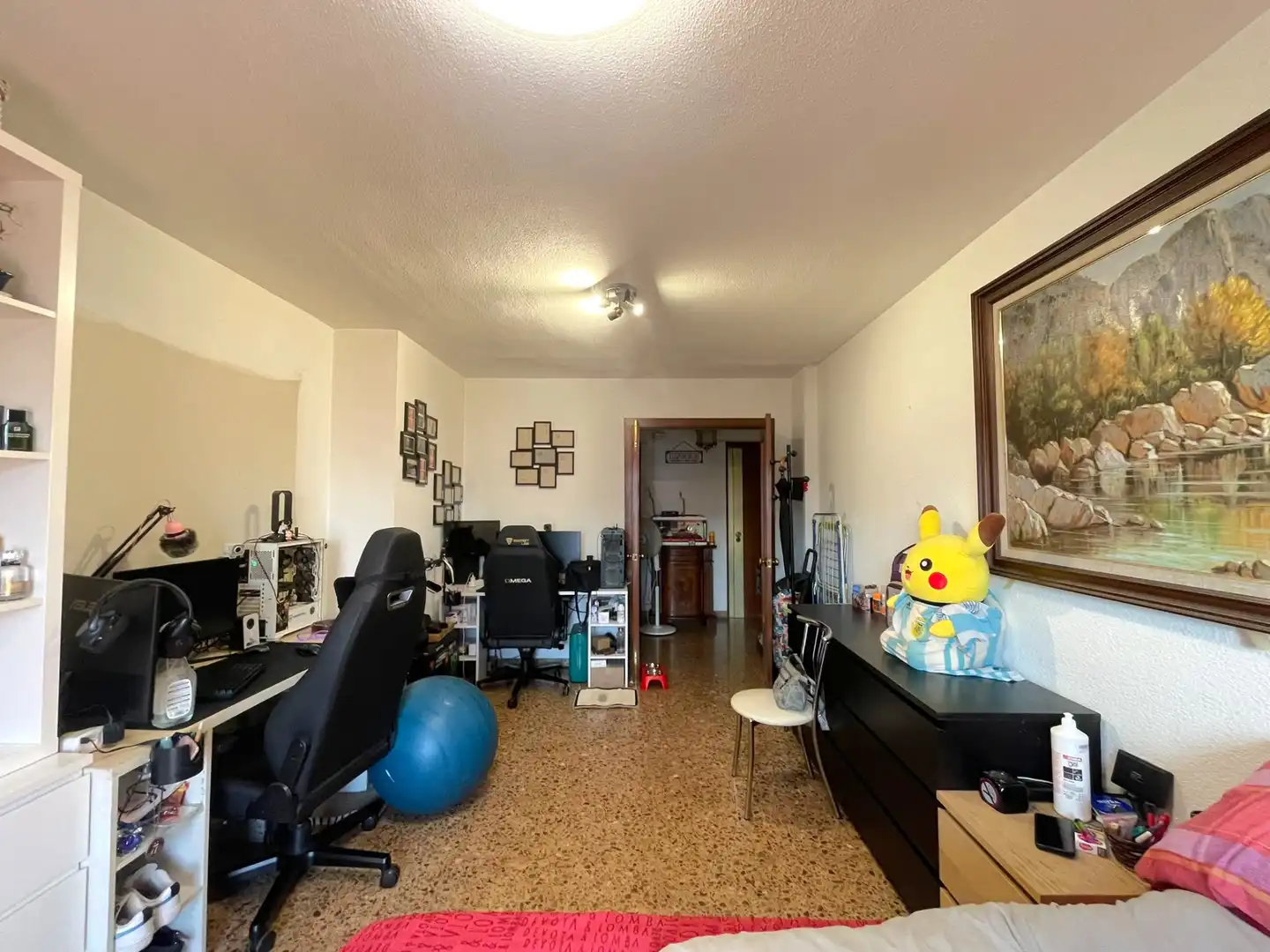 Flat for sale in Valencia  with Furnished and Balcony