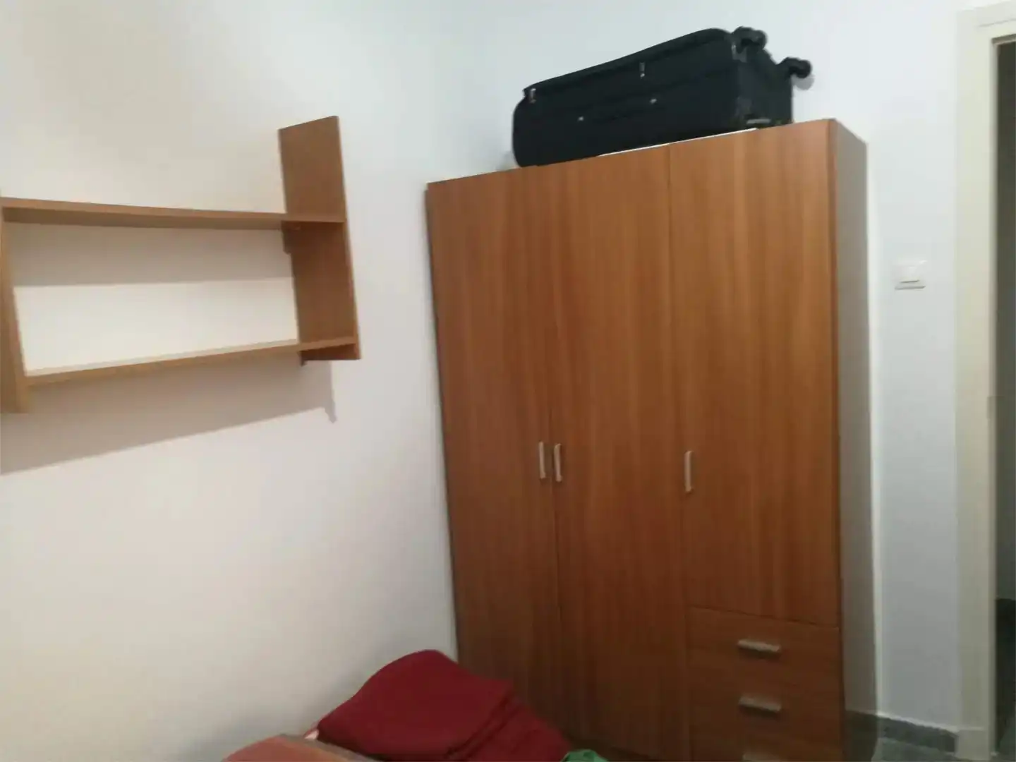 Dormitori de Pis en venda en Granada amb Moblat, Forn i Rentadora
