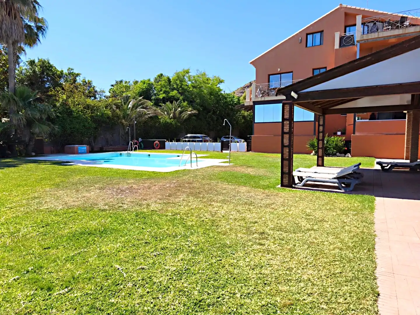 Piscina de Estudi en venda en Vélez-Málaga amb Aire condicionat, Calefacció i Terrassa