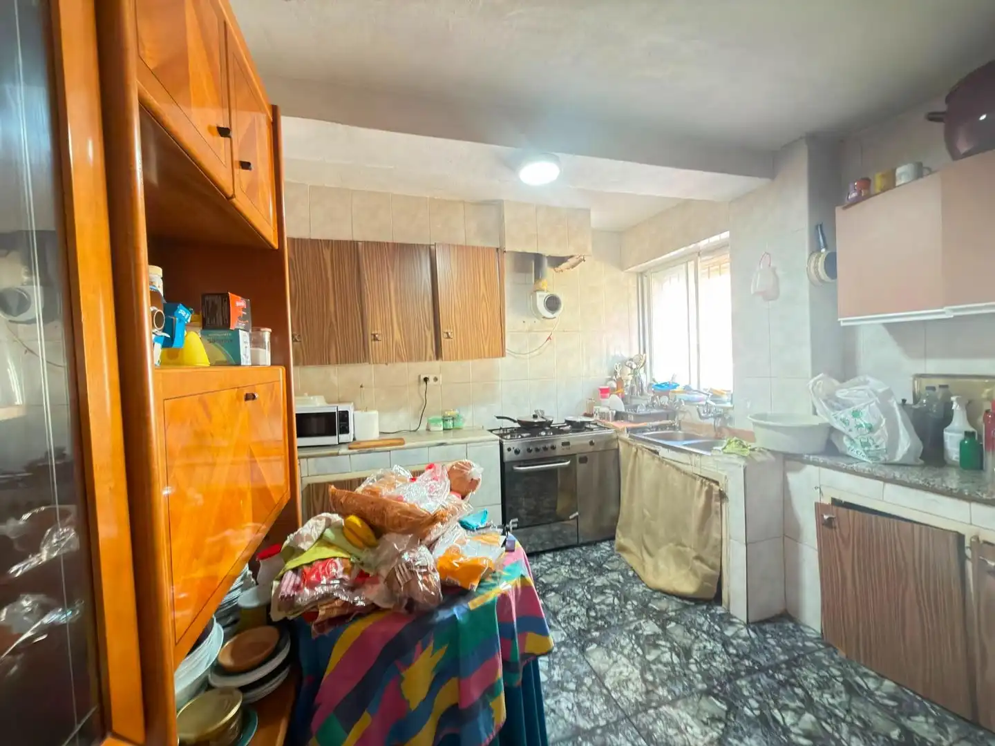 Cocina de Casa adosada en venta en Alicante / Alacant con Aire acondicionado, Calefacción y Jardín privado