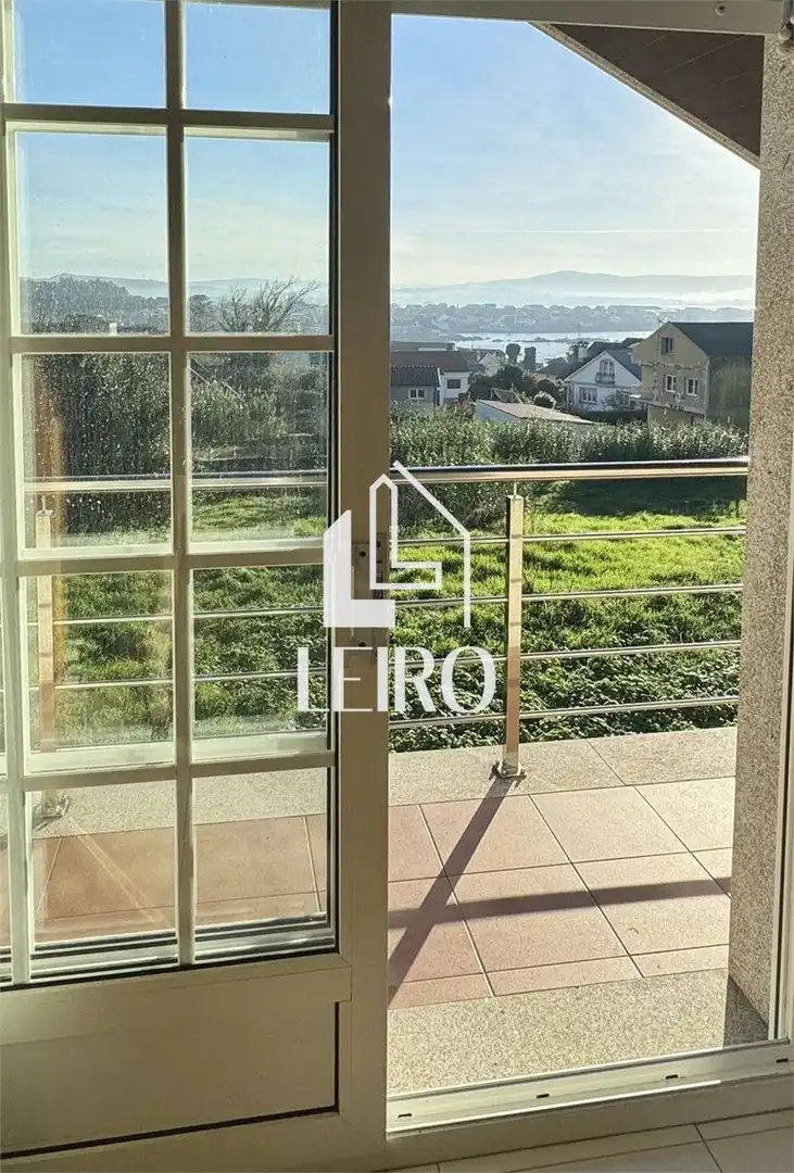 Terrassa de Casa o xalet en venda en A Illa de Arousa  amb Calefacció, Terrassa i Traster