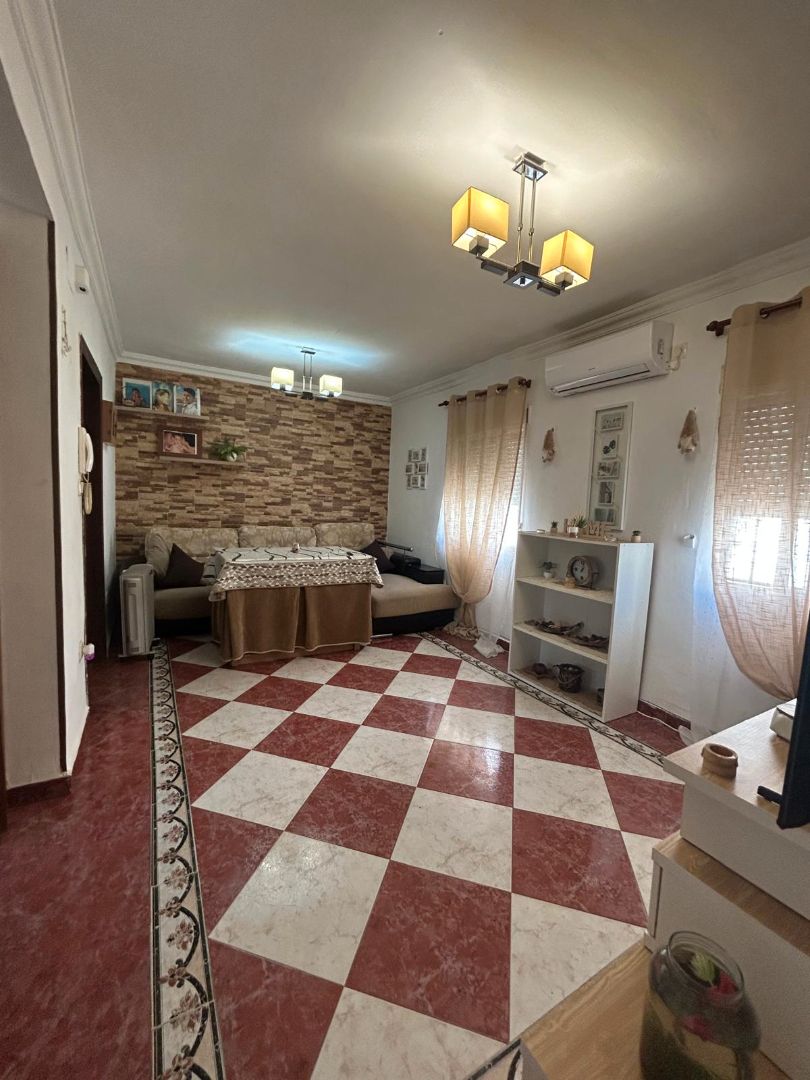 Living room of Flat for sale in  Sevilla Capital