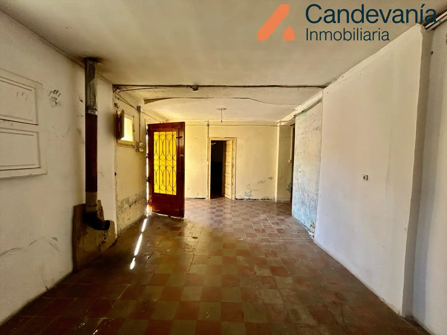 Casa o xalet en venda en Zuera amb Jardí privat