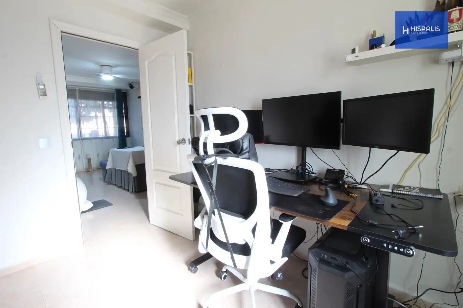 Ground floor for sale in Sevilla  with Air Conditioner and Heating