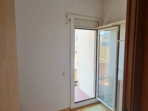 Flat for sale in Carrer de Besalú, 8, El Camp de l'Arpa del Clot