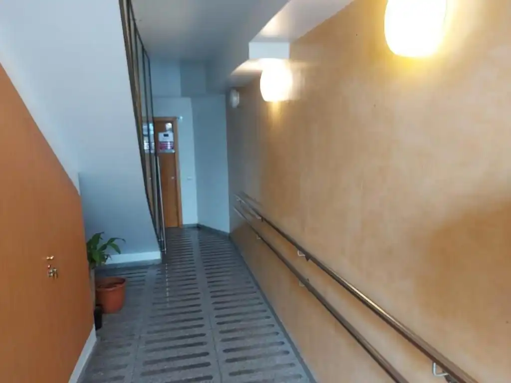 Flat for sale in L'Hospitalet de Llobregat  with Heating