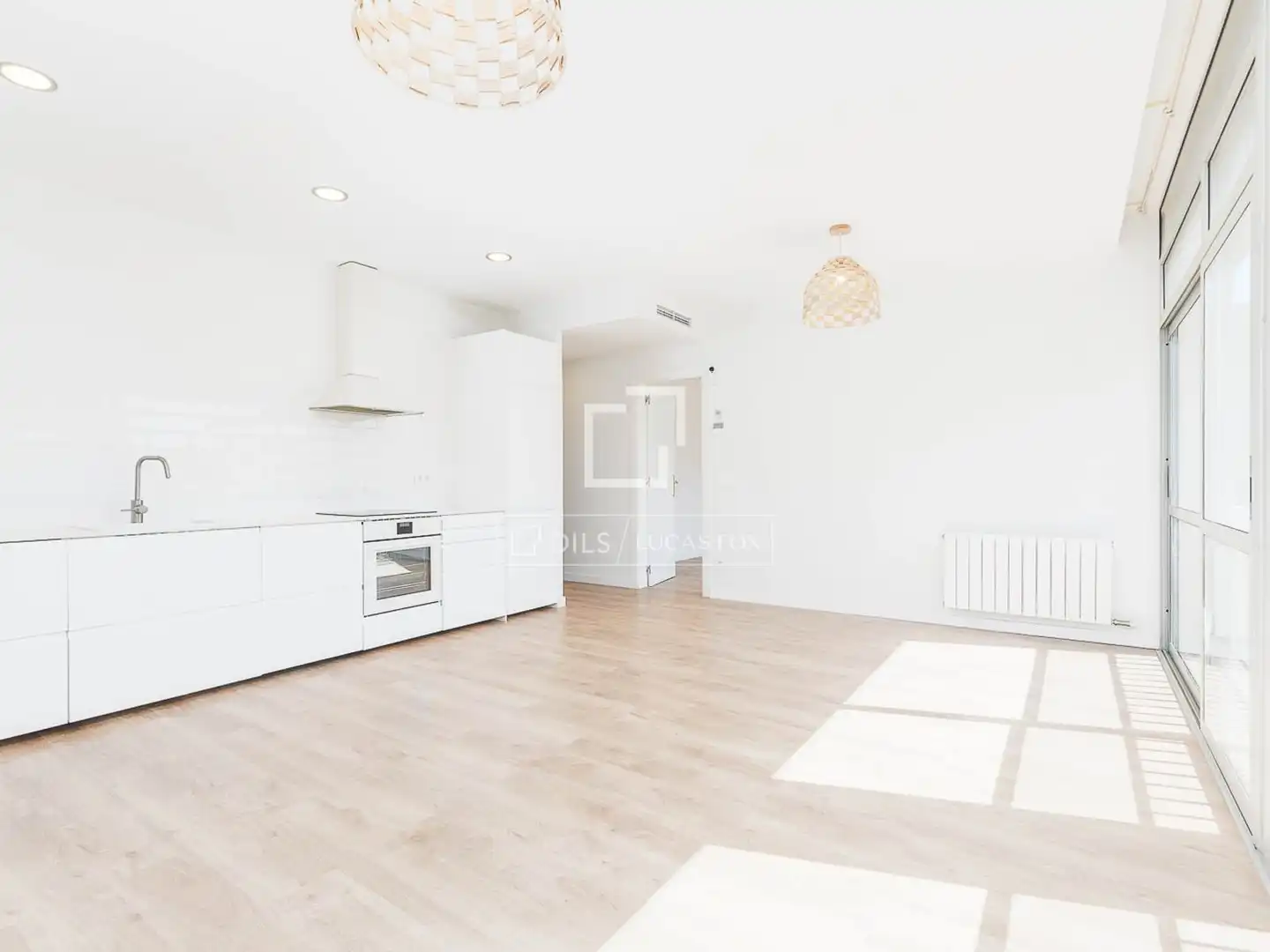 Cocina de Piso en venta en Barcelona con Aire acondicionado