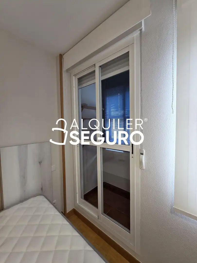 Terraza de Piso de alquiler en Burgos con Calefacción, Terraza y Trastero