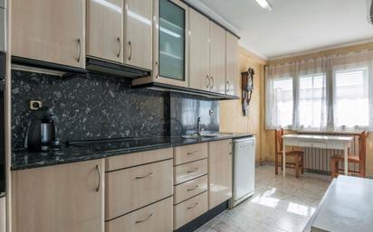 Kitchen of Flat for sale in Manresa  with Terrace and Balcony