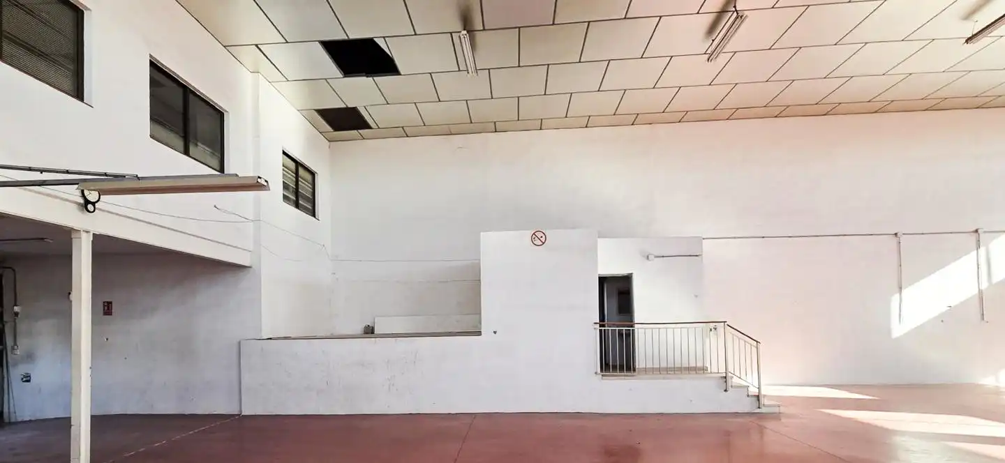 Nave industrial de alquiler en Elche / Elx