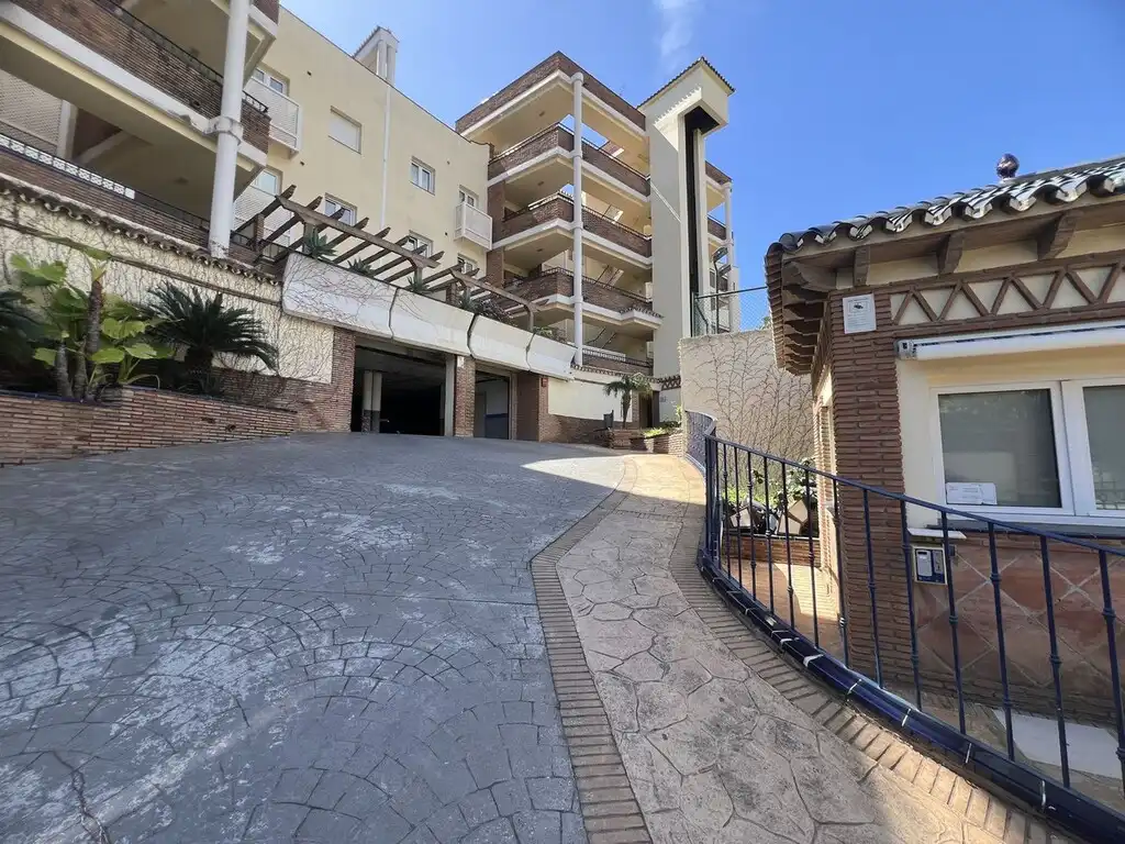 Aparcament de Planta baixa en venda en Mijas amb Aire condicionat, Terrassa i Traster