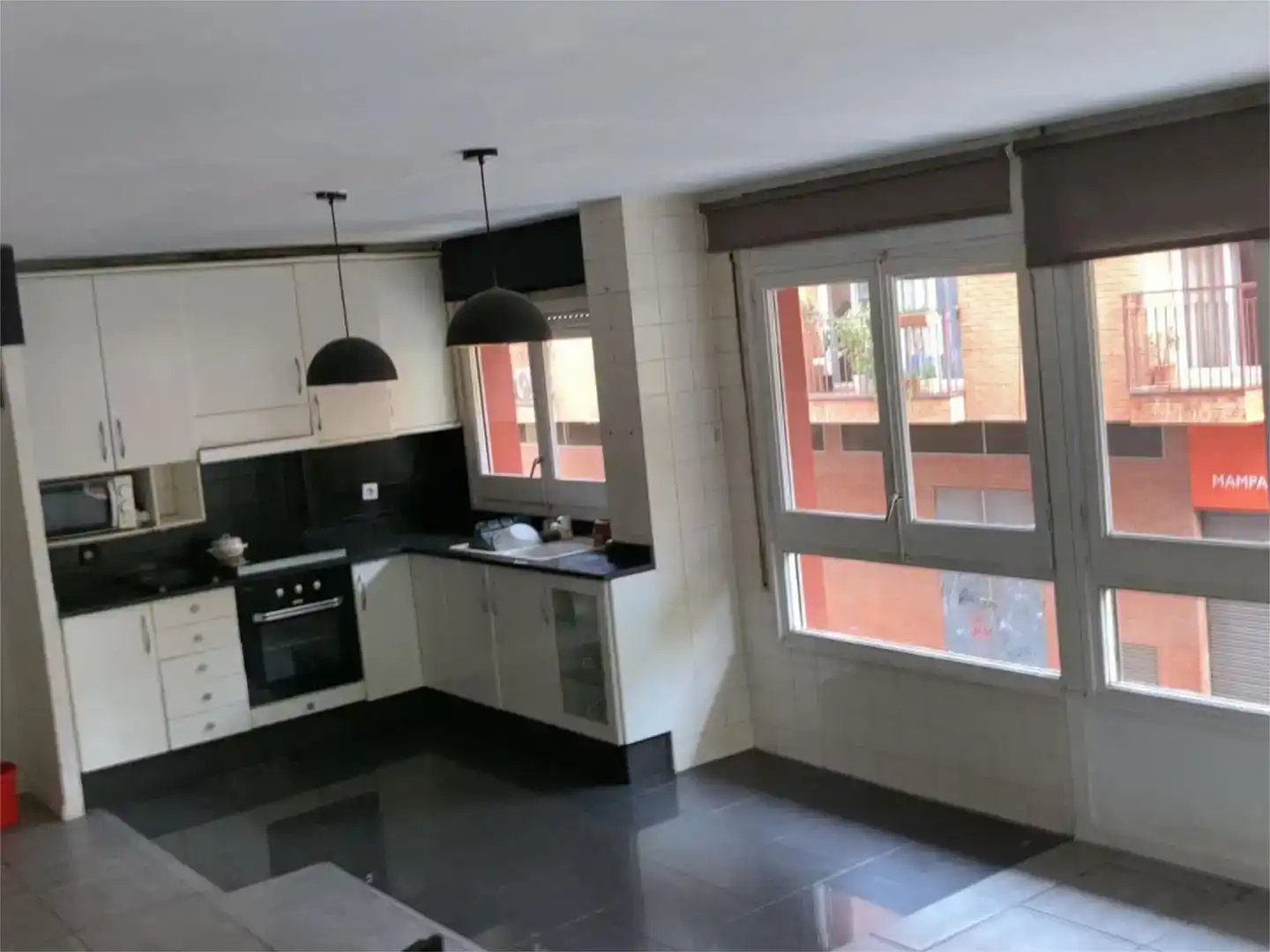 Cocina de Piso en venta en Girona Capital