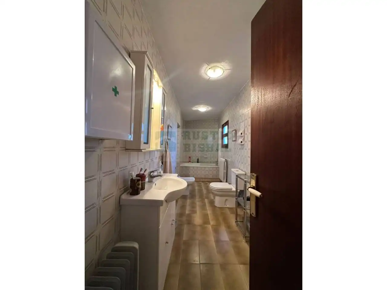 Bany de Finca rústica en venda en Garrigoles amb Terrassa