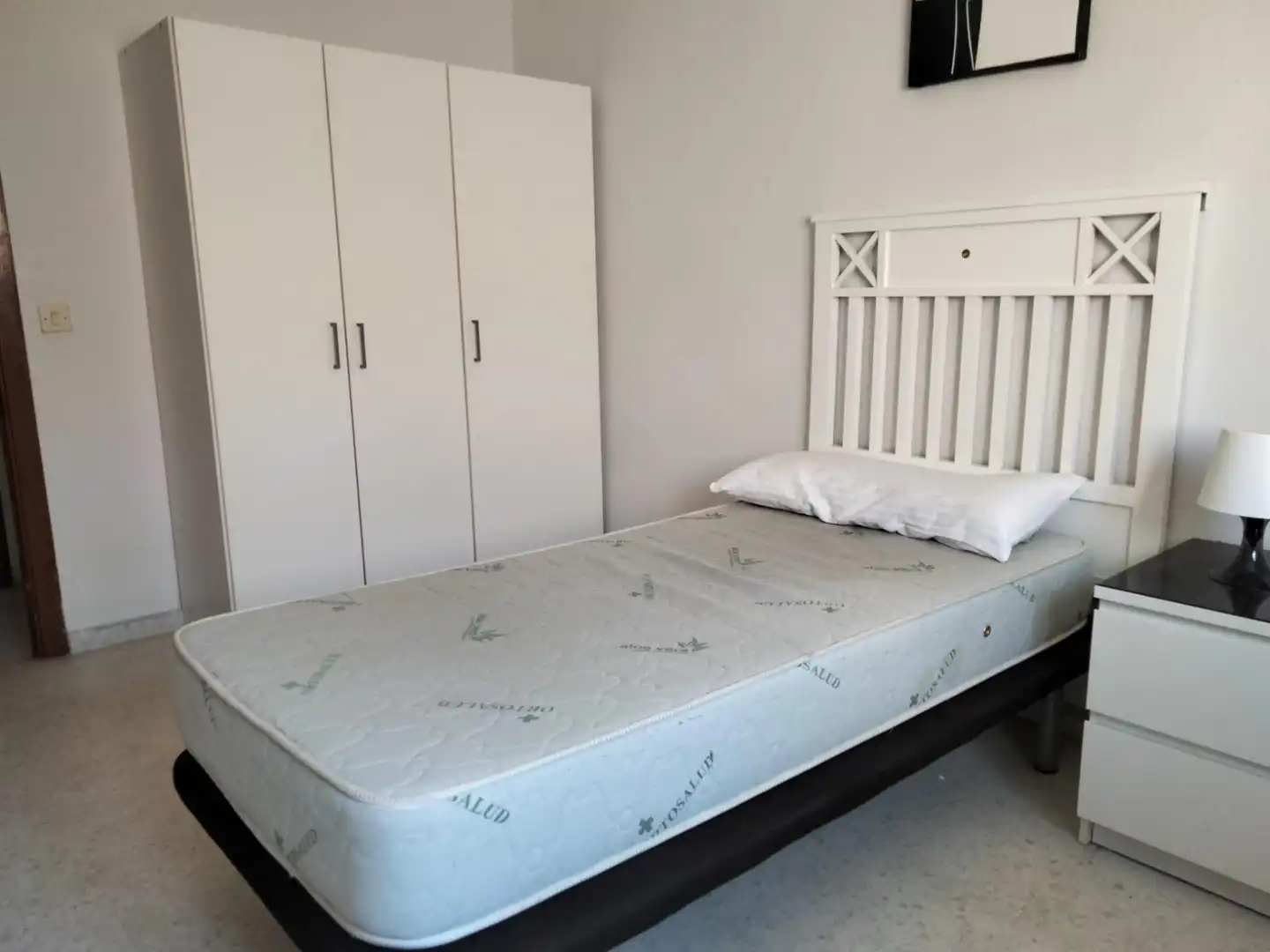 Habitación de Piso de alquiler en Puerto Real con Amueblado