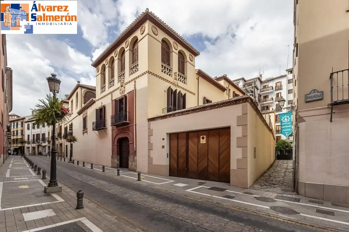 Außenansicht von Wohnung zum Verkauf in Granada mit Terrasse