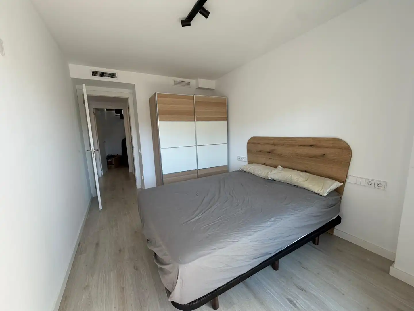 Duplex with terrace for sale in Carrer de Joaquim Rubió i Ors, imagen 4