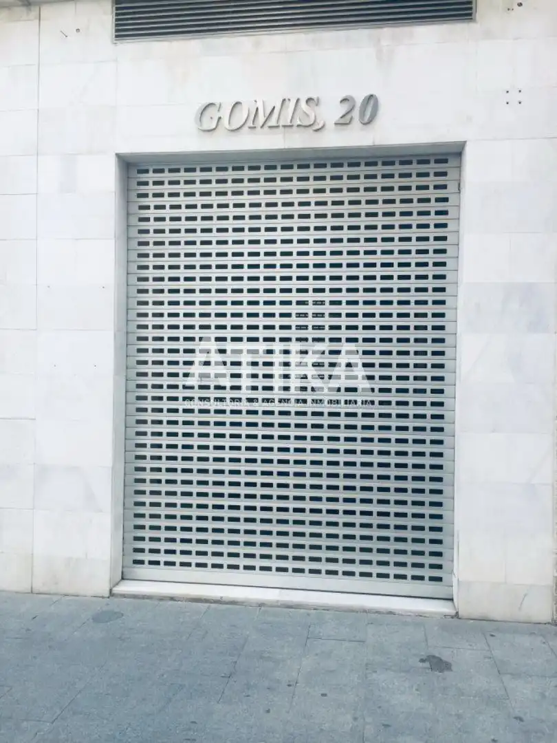 Vista exterior de Local de alquiler en Ontinyent