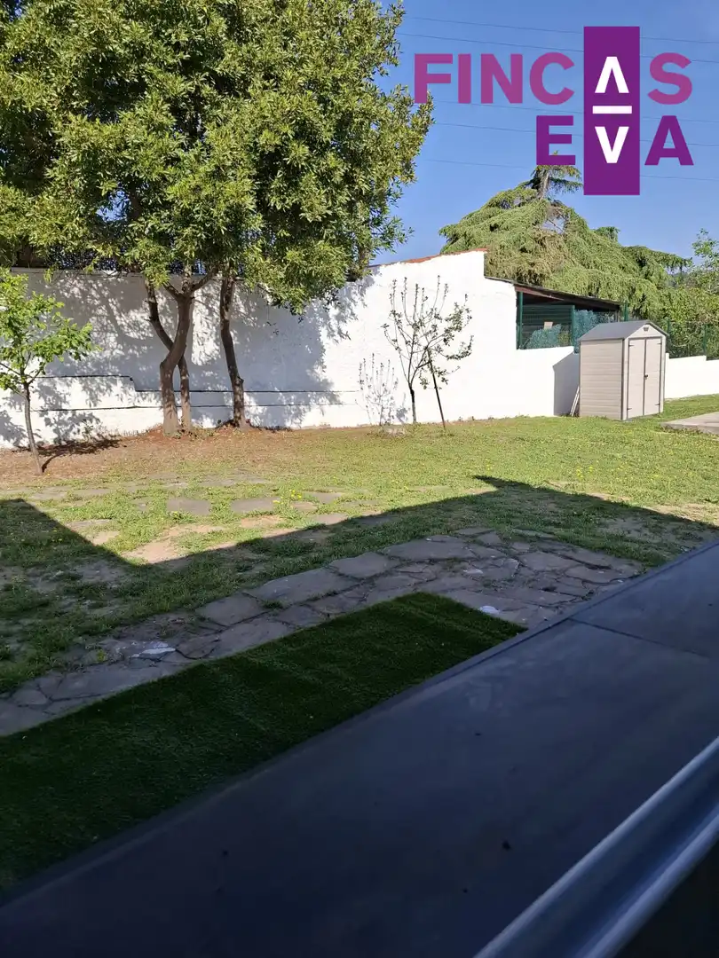 Parking de Casa o chalet en venta en Vilanova del Vallès con Calefacción, Jardín privado y Terraza