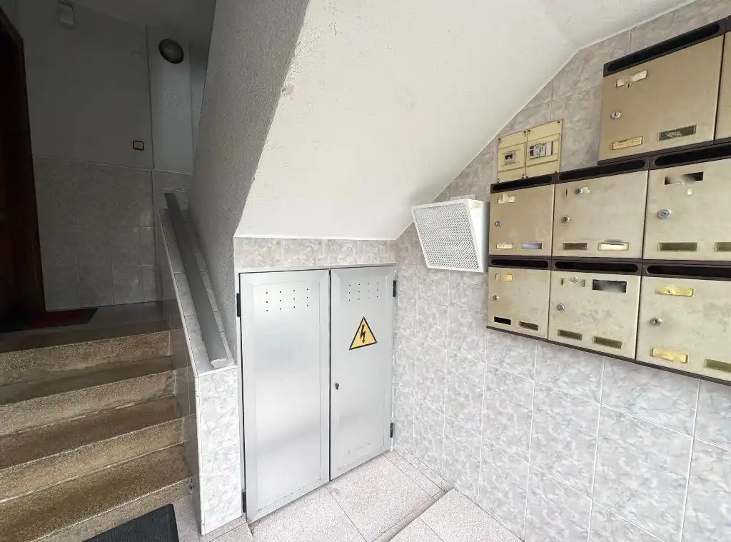 Piso de alquiler en Los Corrales de Buelna  con Amueblado