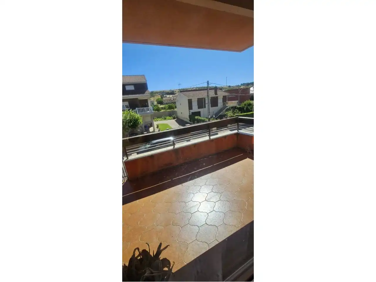 Terraza de Casa adosada en venta en Sariegos con Calefacción, Parquet y Terraza