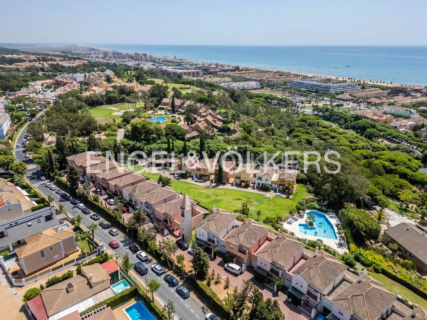 Vista exterior de Casa o chalet en venta en Islantilla con Calefacción, Jardín privado y Terraza