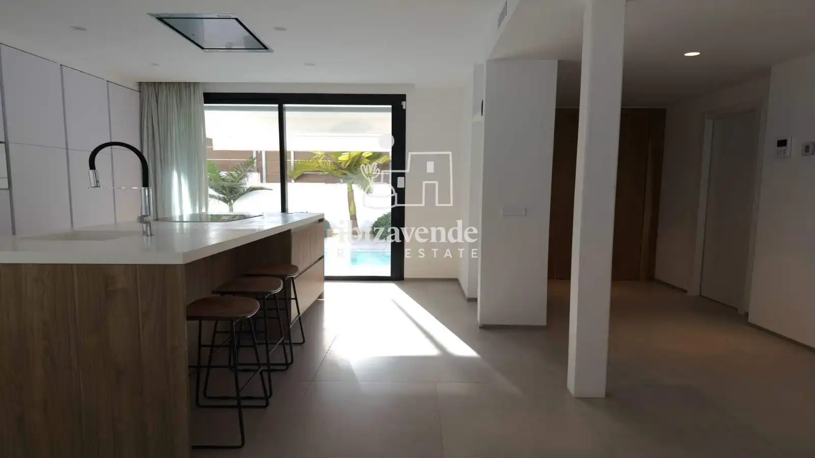 Vista exterior de Casa o xalet en venda en Santa Eulària des Riu amb Aire condicionat, Calefacció i Piscina