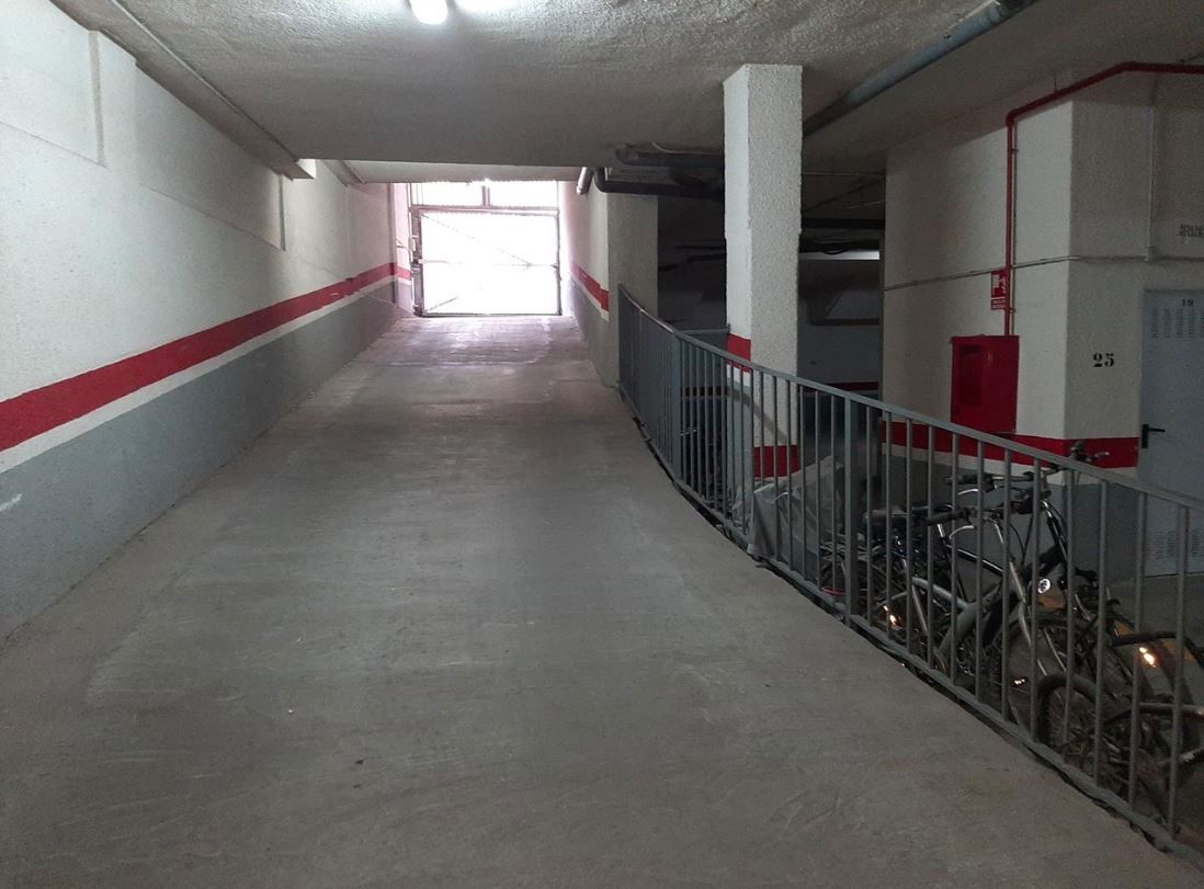 Parkplatz von Garage zum Verkauf in Bonrepòs i Mirambell