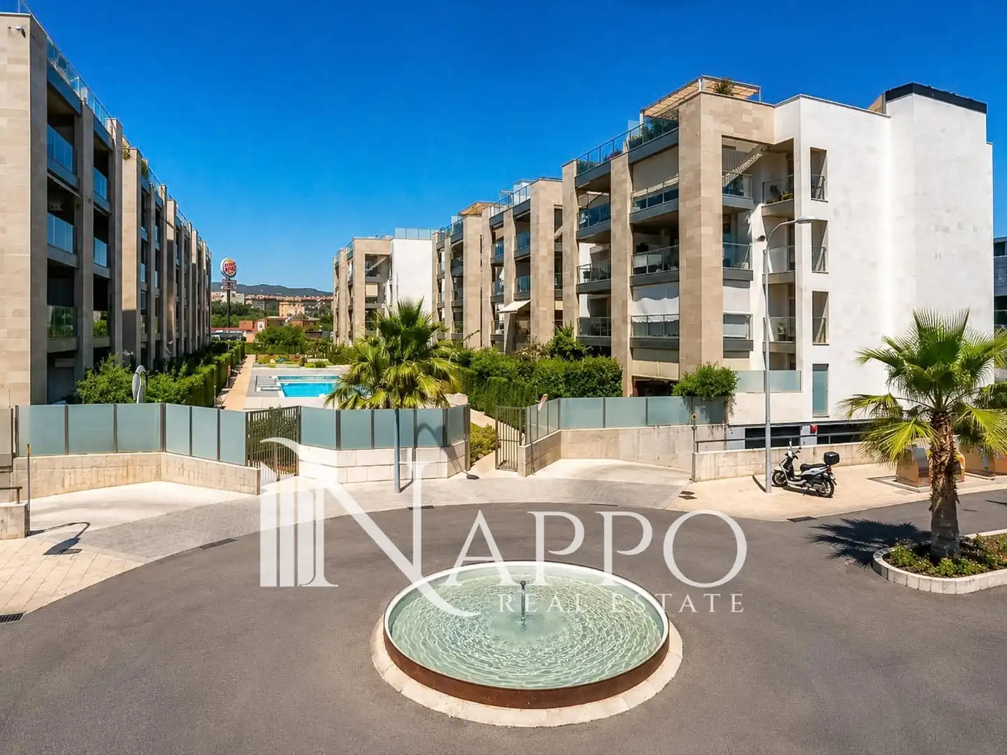 Außenansicht von Wohnung zum Verkauf in  Palma de Mallorca mit Klimaanlage, Heizung und Terrasse