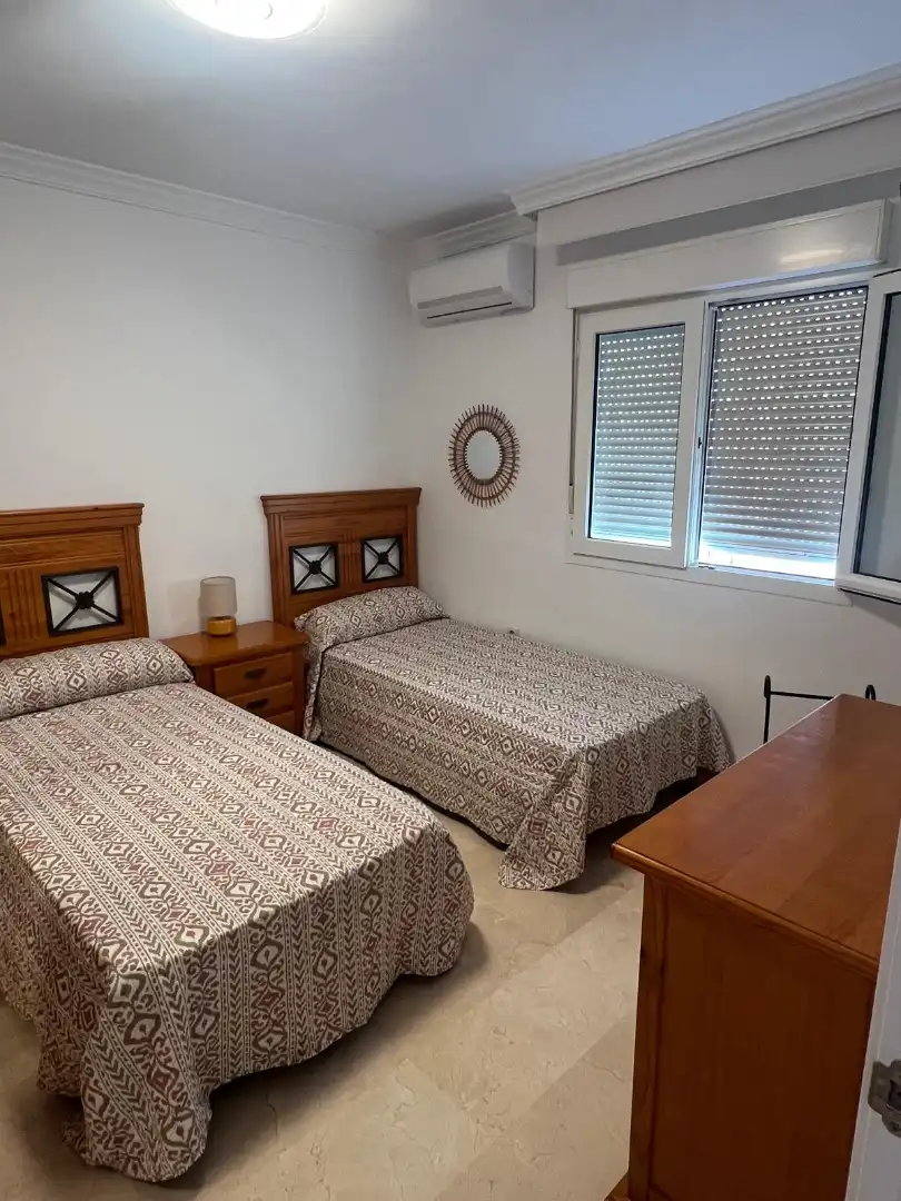 Habitación de Casa adosada en venta en Melilla con Aire acondicionado, Jardín privado y Terraza