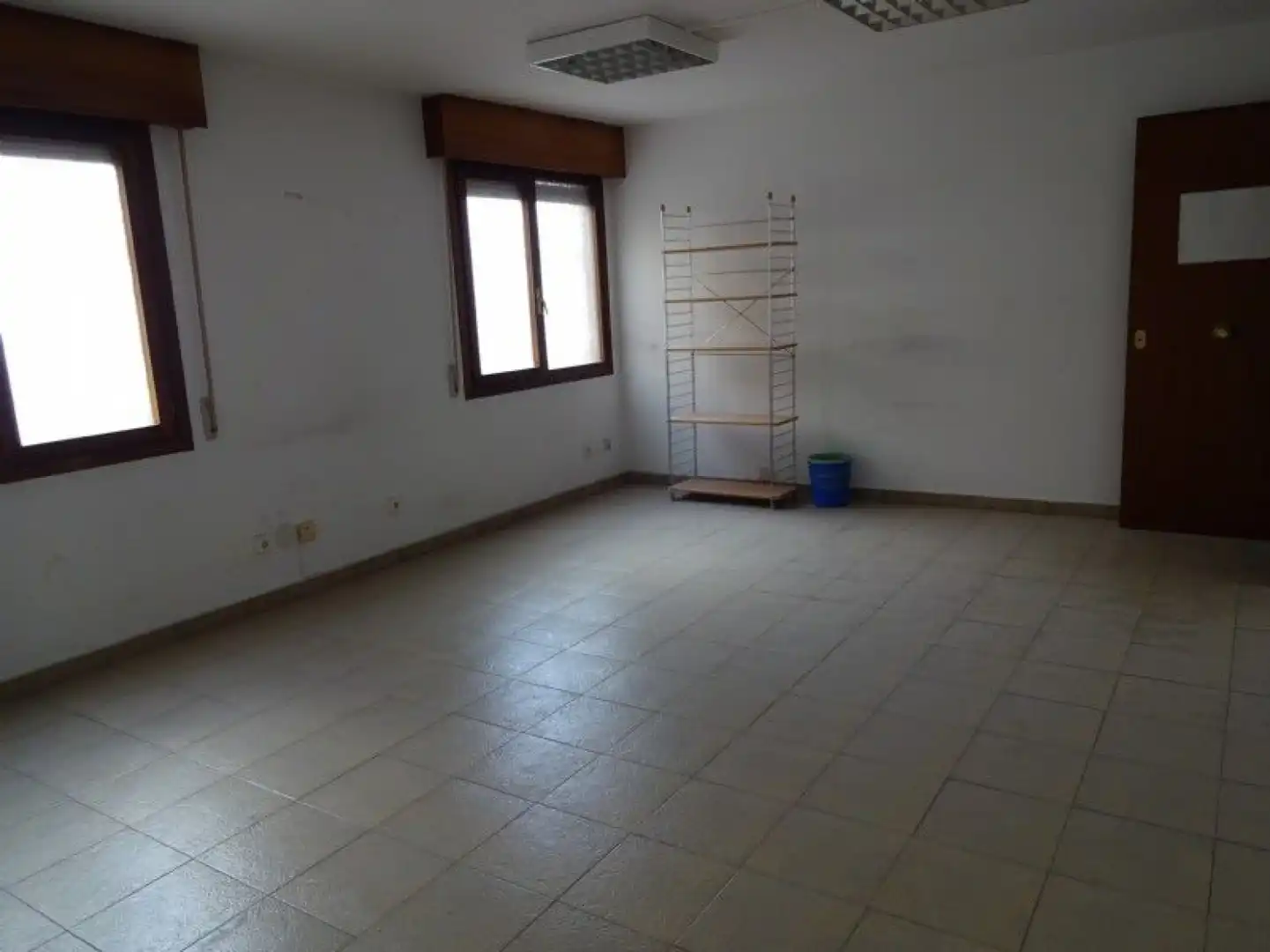 Office for rent in Camargo