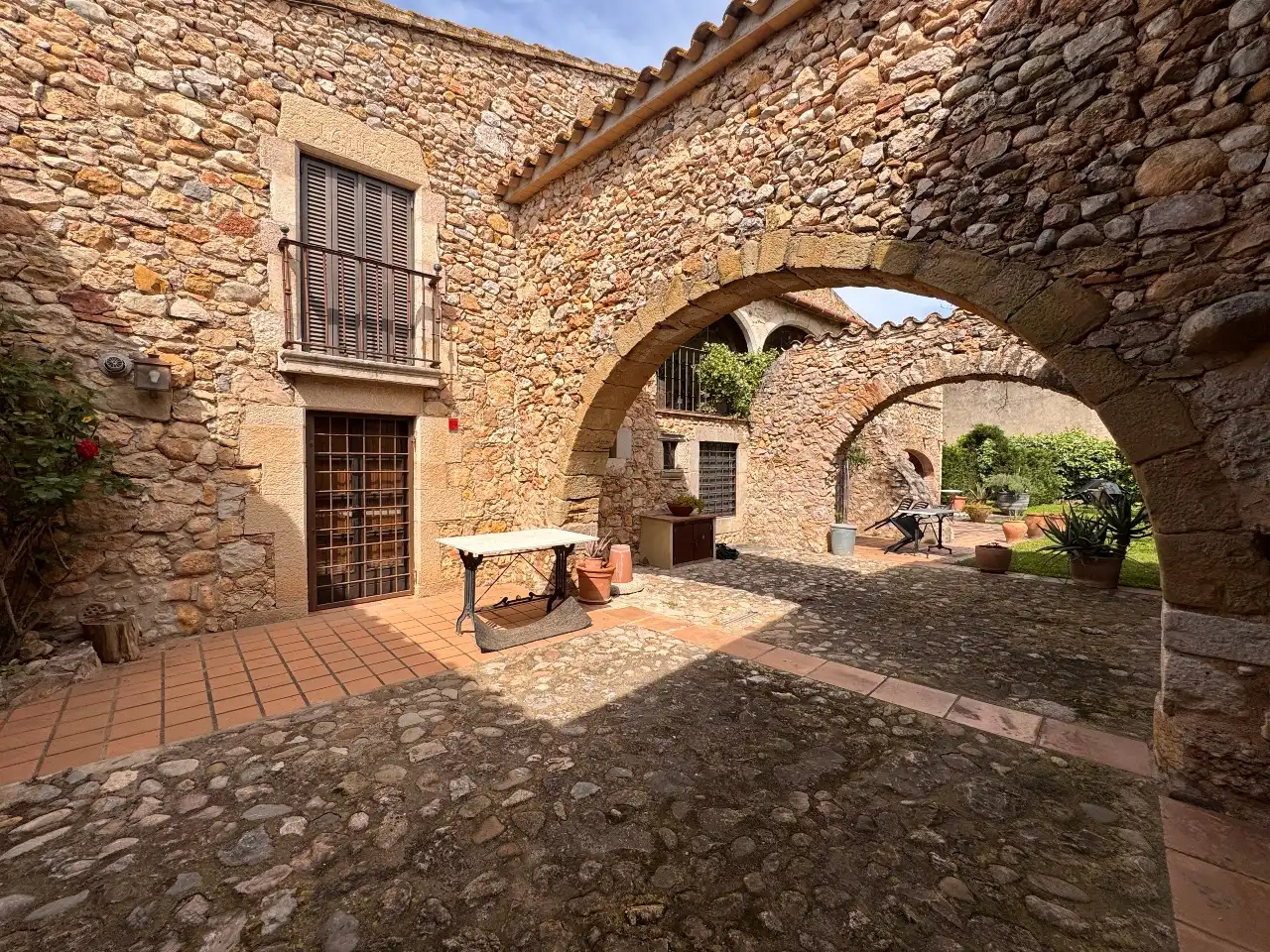 Country homes for sale in Viladamat  with Private garden, Terrace and Swimming Pool