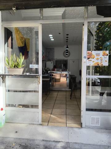 Local comercial en Alquiler en Campoamor