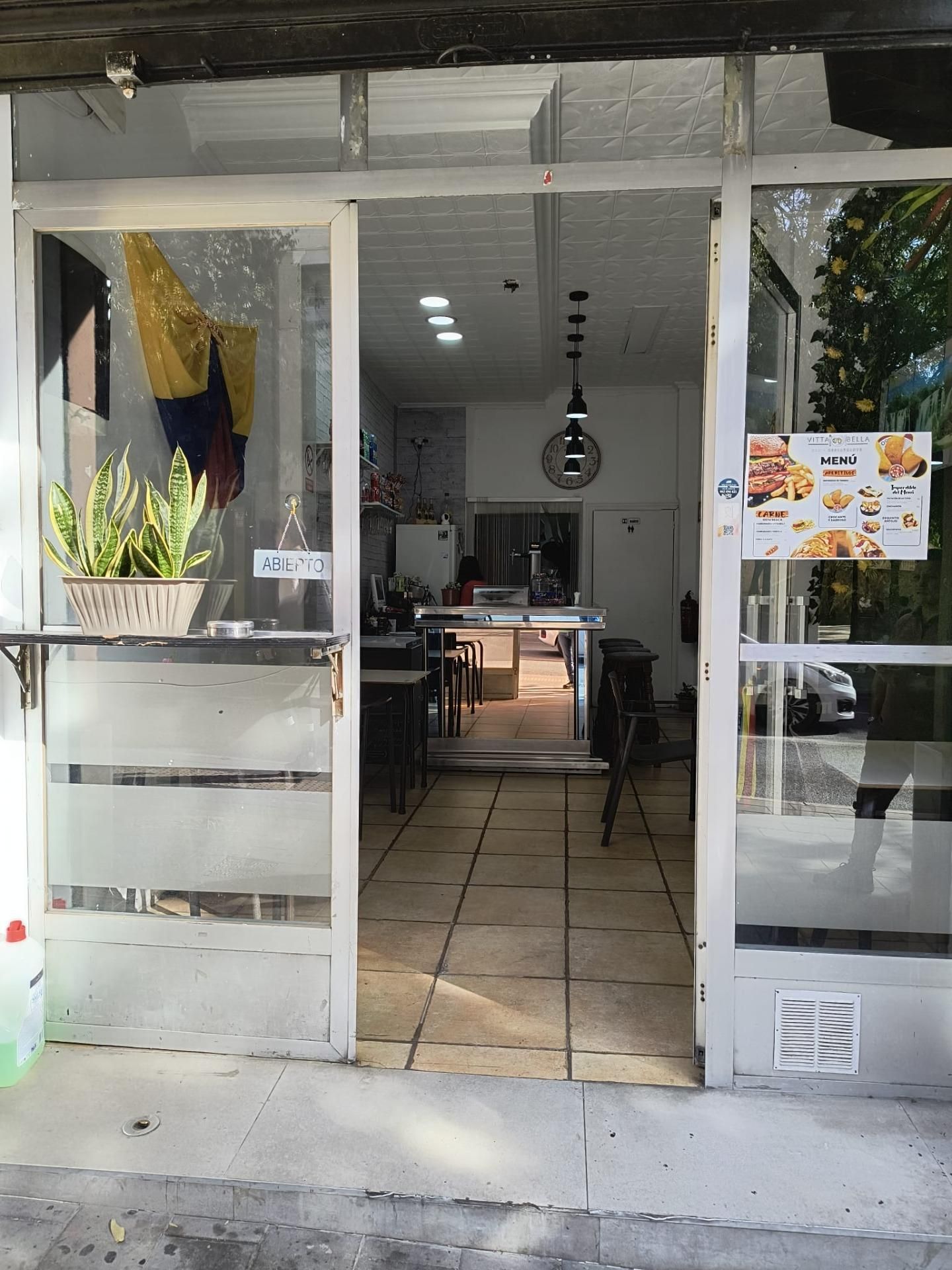 Local de lloguer en Alicante / Alacant