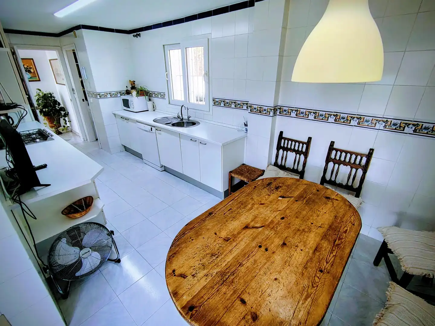 Cuina de Casa adosada en venda en Málaga amb Aire condicionat, Jardí privat i Traster
