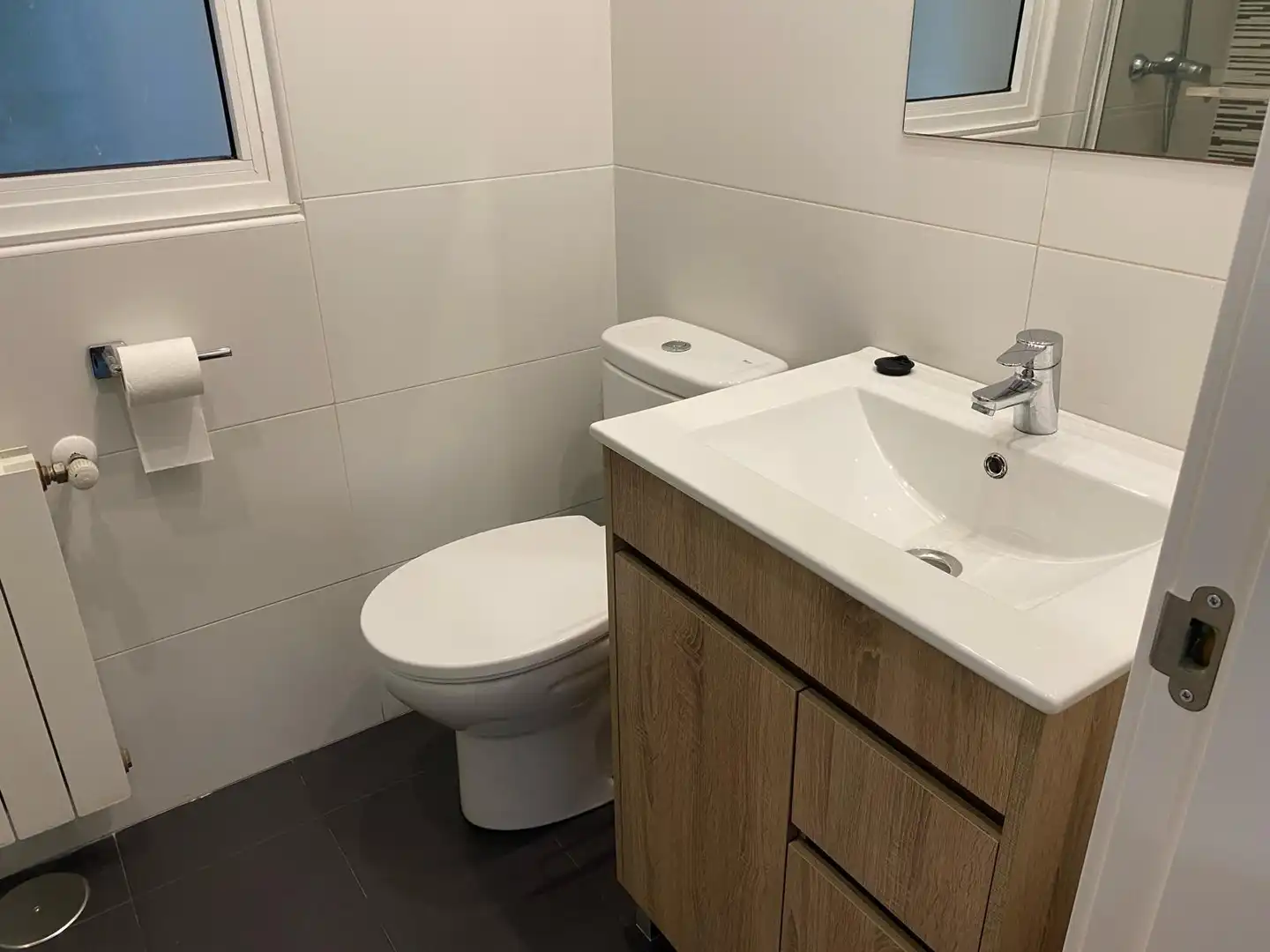 Badezimmer von Wohnung zur Miete in Santander mit Heizung, Terrasse und Balkon